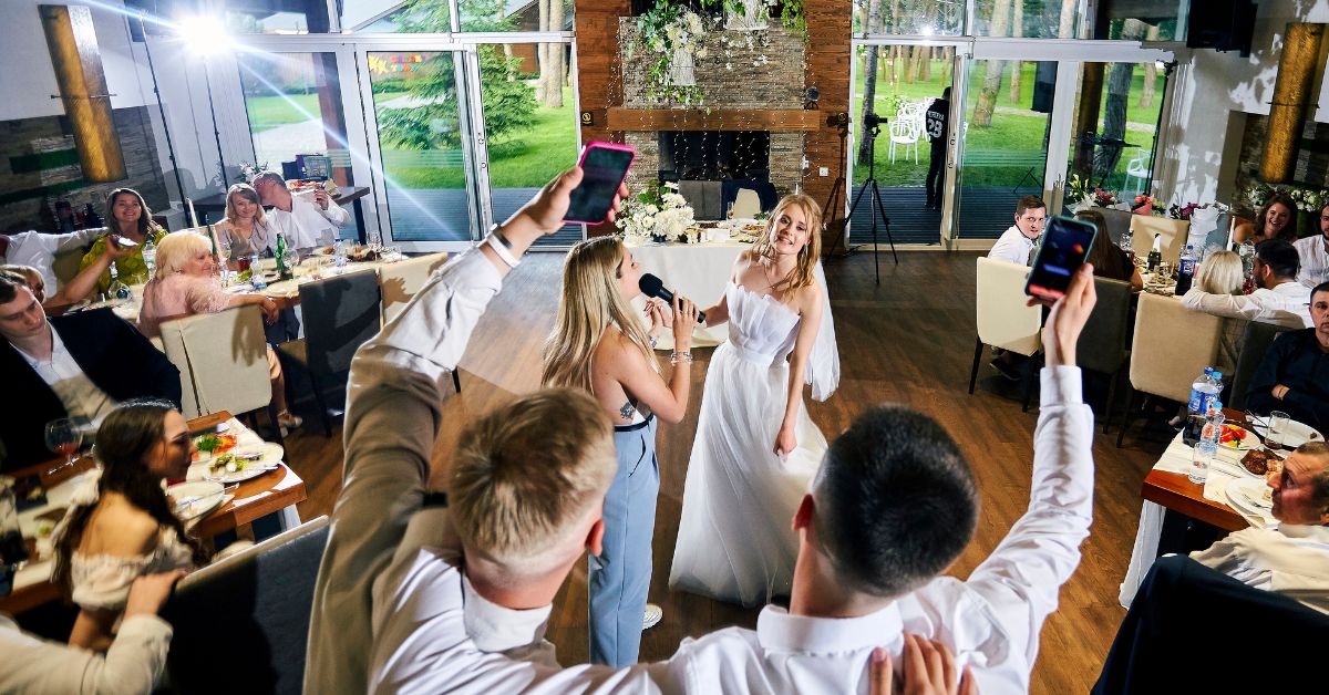 Top 10 Wedding Reception Entertainment Ideas to Make Your Celebration Unforgettable